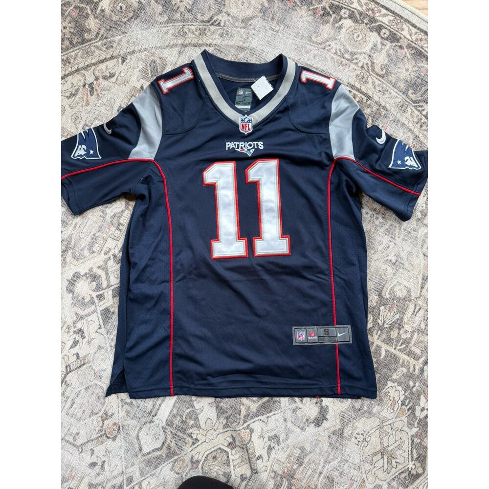 Nike On Field New England Patriots Julian Edelman Jersey #11 Small EUC Blue